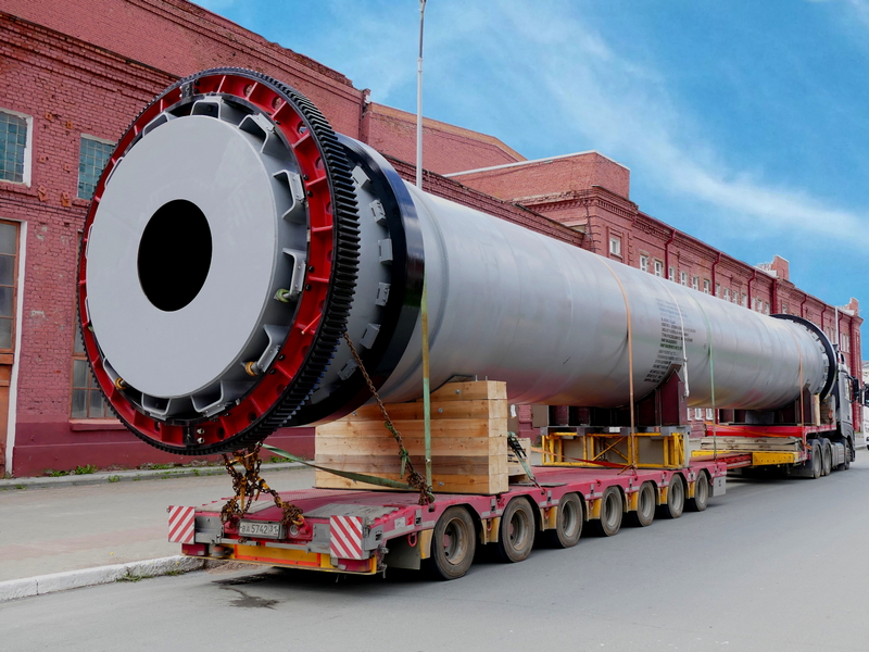 «Уралхиммаш» изготовил корпус печного барабана для производства фтористого водорода